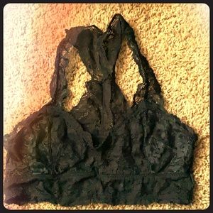 Small black bralette